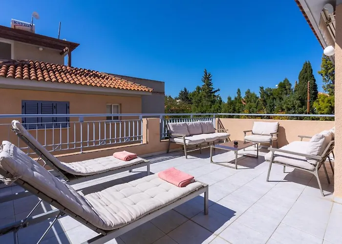 Summer Breeze With Pool * Paphos