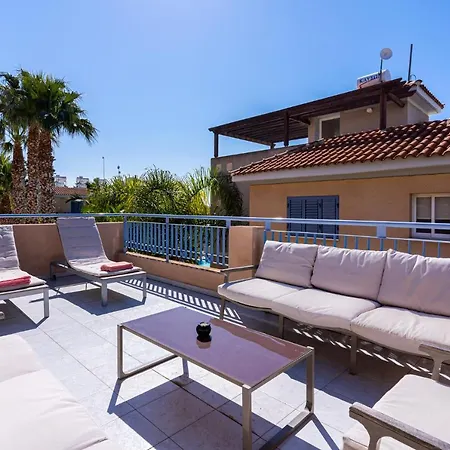 Apartment Summer Breeze With Pool *